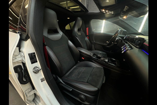 Mercedes-Benz CLA-Klasse 220 AMG Pano|Sfeer|Camera|Nightpakket