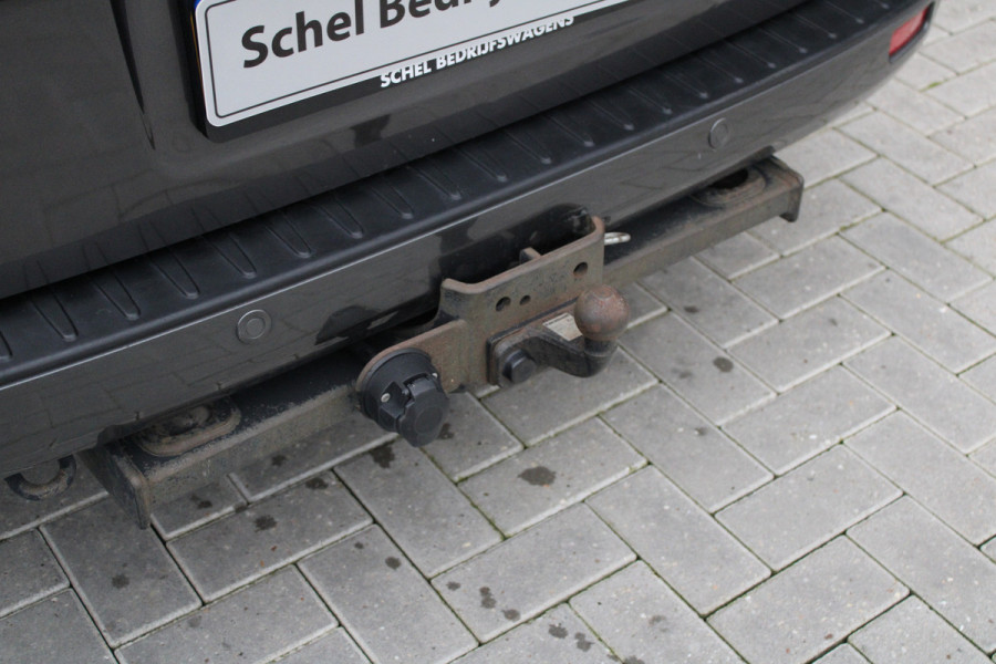 Ford Tourneo Custom 320 2.0 TDCI L2H1 185pk - 2x Schuif - Xenon - Trekhaak - Standkachel - Leder - Camera - Carplay - Blindspot - Rijklaar