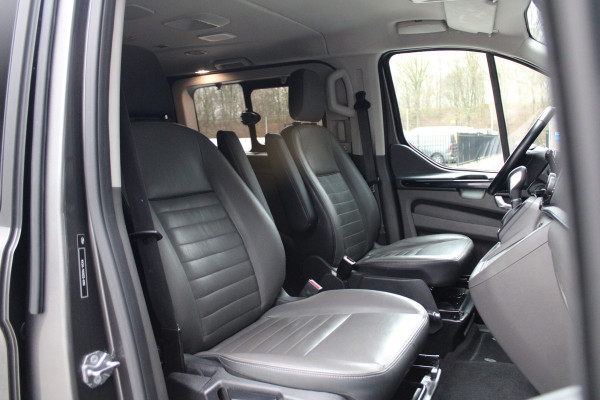 Ford Tourneo Custom 320 2.0 TDCI L2H1 185pk - 2x Schuif - Xenon - Trekhaak - Standkachel - Leder - Camera - Carplay - Blindspot - Rijklaar