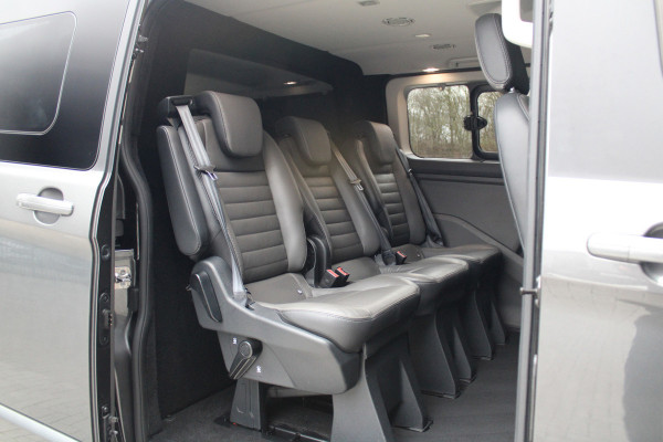 Ford Tourneo Custom 320 2.0 TDCI L2H1 185pk - 2x Schuif - Xenon - Trekhaak - Standkachel - Leder - Camera - Carplay - Blindspot - Rijklaar