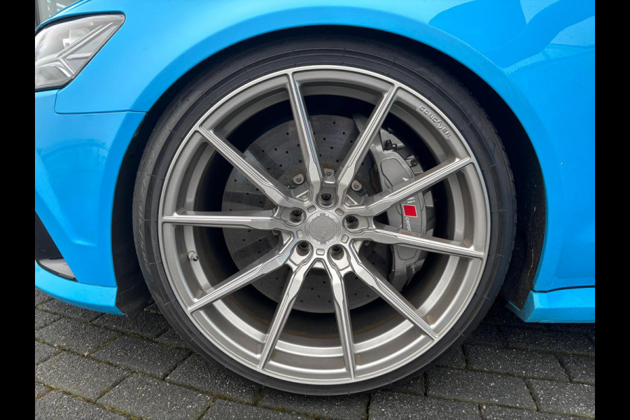 Audi RS6 *PERFORMANCE*CERAMIC*SOFCL*B&O*HUD*AKRA*KW*CONCAVE