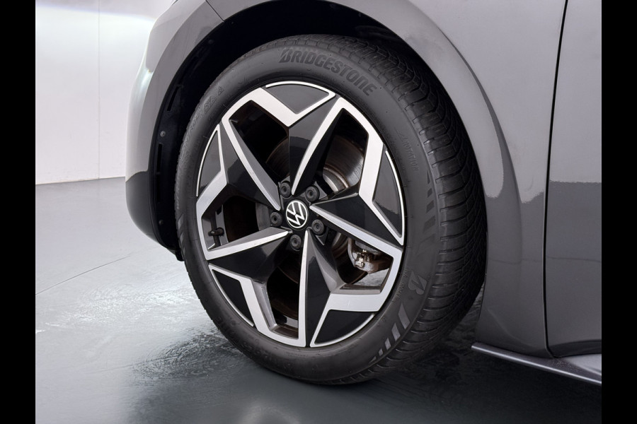 Volkswagen ID.3 First Plus 58kWh Navi-Pro Adap.Cruise Camera 19" Ecc Apple Carplay Android Auto SOH 86% Stoel+Stuurverwarming Lmv Matrix led Privacy Glas Keyless Rijstrooksensor Origineel Nederlandse Auto