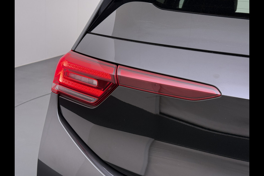 Volkswagen ID.3 First Plus 58kWh Navi-Pro Adap.Cruise Camera 19" Ecc Apple Carplay Android Auto SOH 86% Stoel+Stuurverwarming Lmv Matrix led Privacy Glas Keyless Rijstrooksensor Origineel Nederlandse Auto
