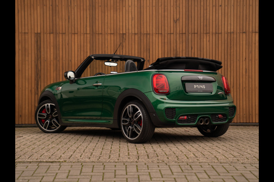 MINI Cabrio 2.0 John Cooper Works Chili | Harman/Kardon | Camera | Stoelverwarming