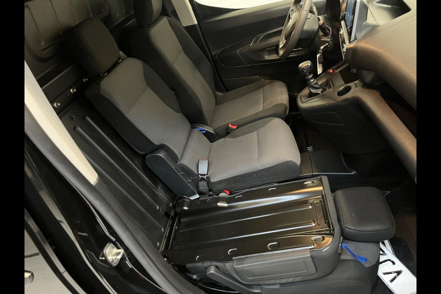 Opel Combo Benzine 1.2 Turbo L2H1 Edition 3Persoons, Airco, CruiseControl, Navigatie, Trekhaak, RIJKLAARPRIJS!