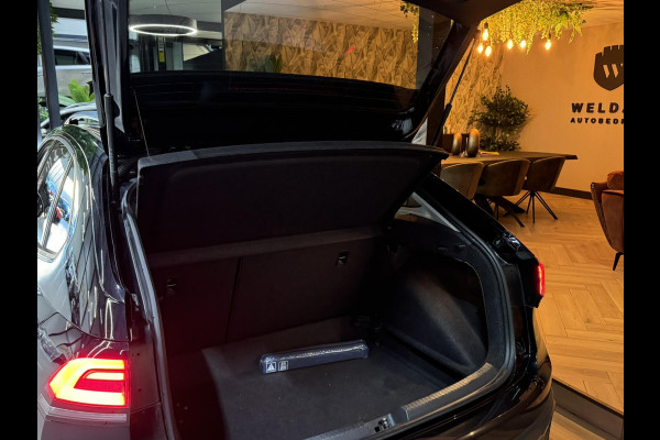 Volkswagen Taigo 1.0 TSI Style Garantie Carplay Camera IQ. Light Adoptieve Cruise Keyless Navi Clima Led Dab PDC Rijklaar