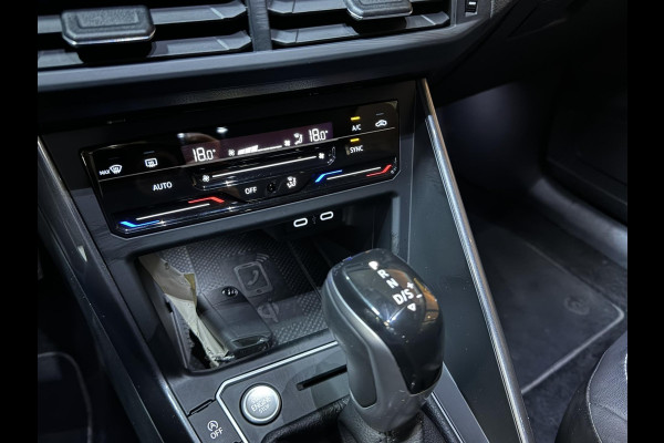 Volkswagen Taigo 1.0 TSI Style Garantie Carplay Camera IQ. Light Adoptieve Cruise Keyless Navi Clima Led Dab PDC Rijklaar