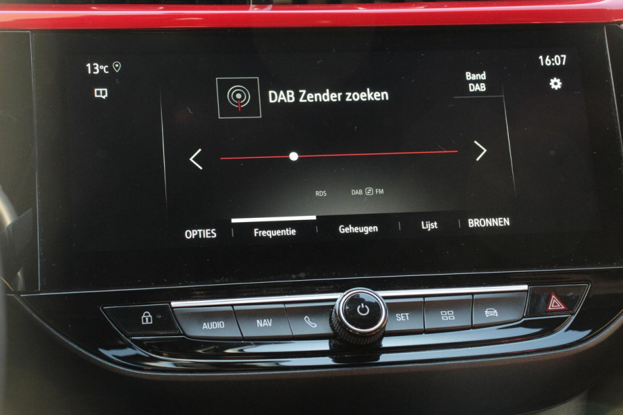 Opel Corsa 1.2 100pk Turbo GS Line Navigatie Apple Carplay/Android Auto Climate Control Cruise Control Lichtmetalen velgen Sportstoelen