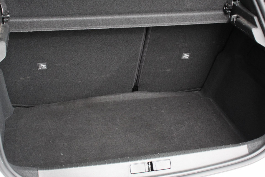 Opel Corsa 1.2 100pk Turbo GS Line Navigatie Apple Carplay/Android Auto Climate Control Cruise Control Lichtmetalen velgen Sportstoelen