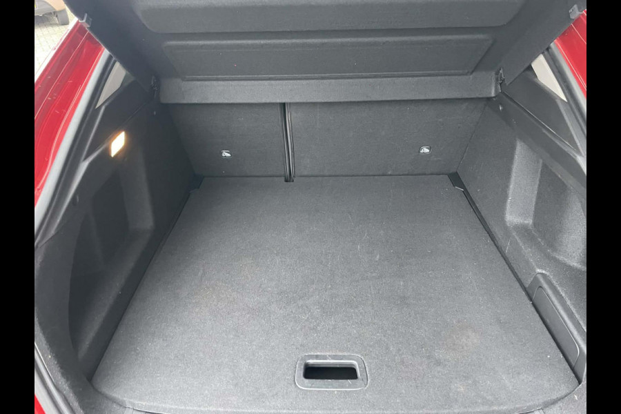 Renault Arkana 1.6 E-Tech Hybrid 145 Intens