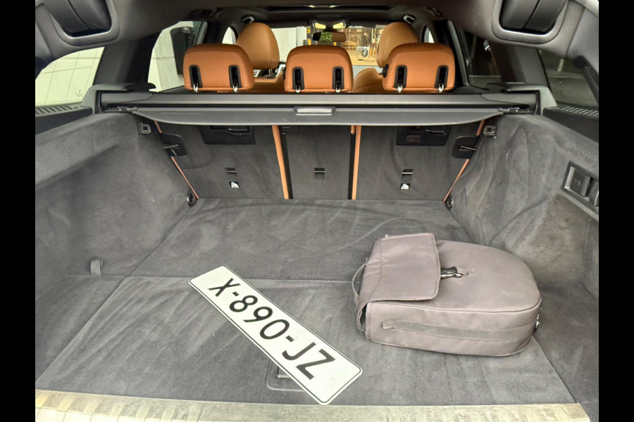 BMW 3 Serie Touring 330e Automaat M- Sport pakket, panoramadak, electr. trekhaak, camera, conqac leder sportinterieur