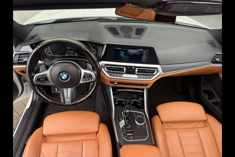BMW 3 Serie Touring 330e Automaat M- Sport pakket, panoramadak, electr. trekhaak, camera, conqac leder sportinterieur