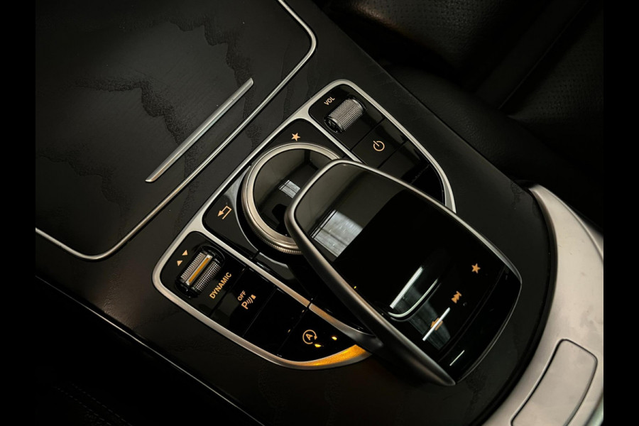 Mercedes-Benz C-Klasse Estate 180 / AMG / Pano / NL-auto / Trekhaak