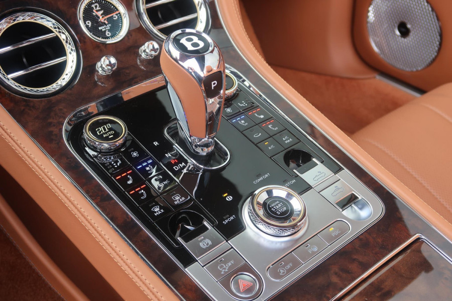 Bentley Continental GTC 6.0 W12 First Edition Carbon Pakket