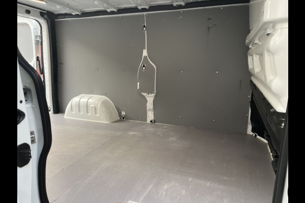 Renault Trafic 2.0 dCi E6 150pk Automaat L2 Comfort BPM Vrij! Lease €415p/m, PDC, Led, Airco, Trekhaak, Cruise controle, Onderhoudshistorie aanwezig