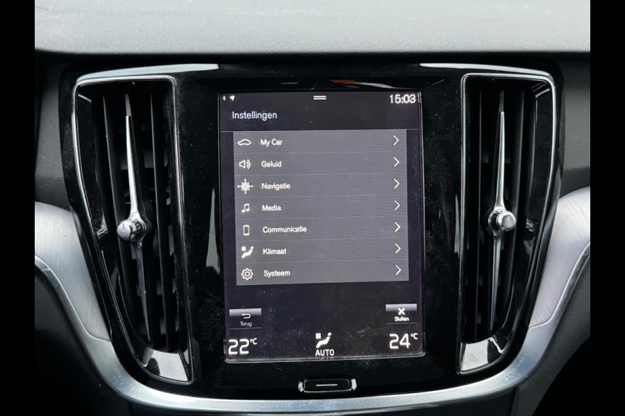 Volvo V60 2.0 B3 MOMENTUM ADVANTAGE CAMERA NAP CARPLAY CRUISE NAVIGATIE