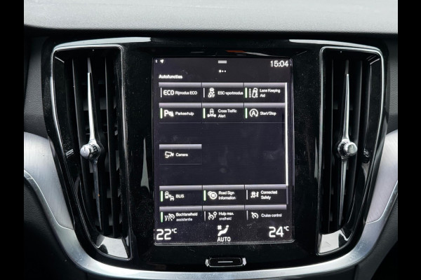 Volvo V60 2.0 B3 MOMENTUM ADVANTAGE CAMERA NAP CARPLAY CRUISE NAVIGATIE