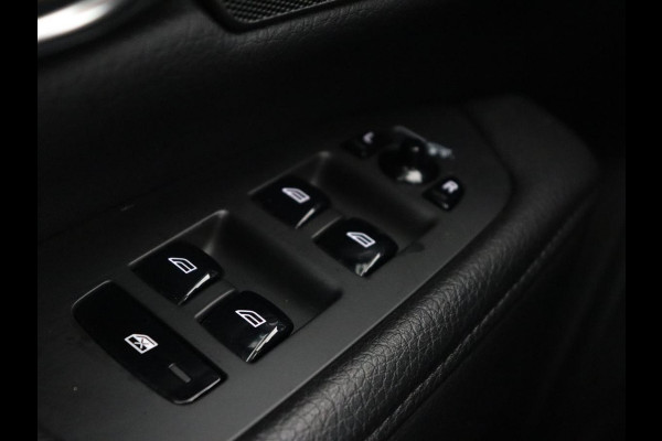 Volvo V90 2.0 T6 AWD Inscription Plug In | Panoramadak | Leder | Stoel & stuurverwarming | Trekhaak | Camera | Head-Up | Adaptive cruise | Achterbankverwarming | PHEV | Plug In
