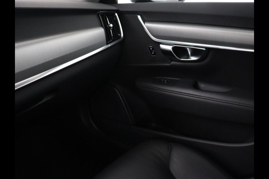 Volvo V90 2.0 T6 AWD Inscription Plug In | Panoramadak | Leder | Stoel & stuurverwarming | Trekhaak | Camera | Head-Up | Adaptive cruise | Achterbankverwarming | PHEV | Plug In
