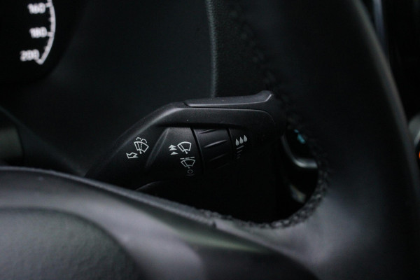 Ford Transit Custom 300 2.0 TDCI L2H1 Limited DC | Trekhaak | Stoelverwarming | Cruise Control | Camera | Allesdragers |