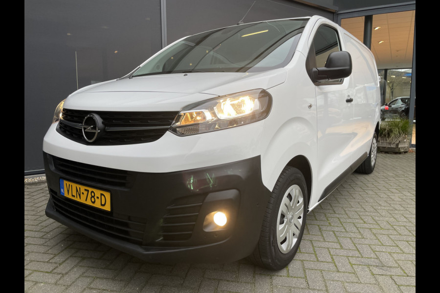 Opel Vivaro 2.0 CDTI L2H1 Edition 2 zitplaatsen voor - Airco - Cruise control - Parkeersensoren voor en achter - Apple carplay - Bluetooth - Tussenschot volledig - Zijschuifdeur rechts - Elektrische ramen voor - Centrale deur