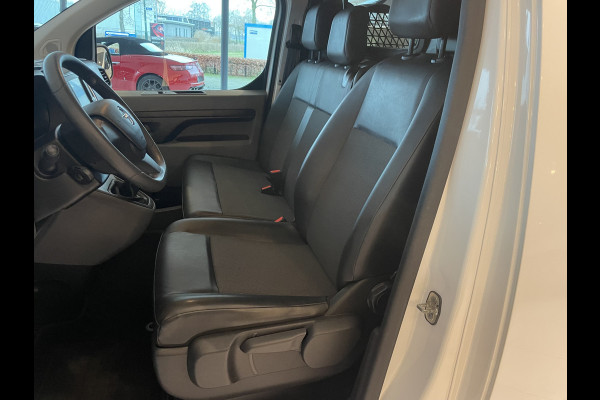 Opel Vivaro 2.0 CDTI L2H1 Edition 2 zitplaatsen voor - Airco - Cruise control - Parkeersensoren voor en achter - Apple carplay - Bluetooth - Tussenschot volledig - Zijschuifdeur rechts - Elektrische ramen voor - Centrale deur