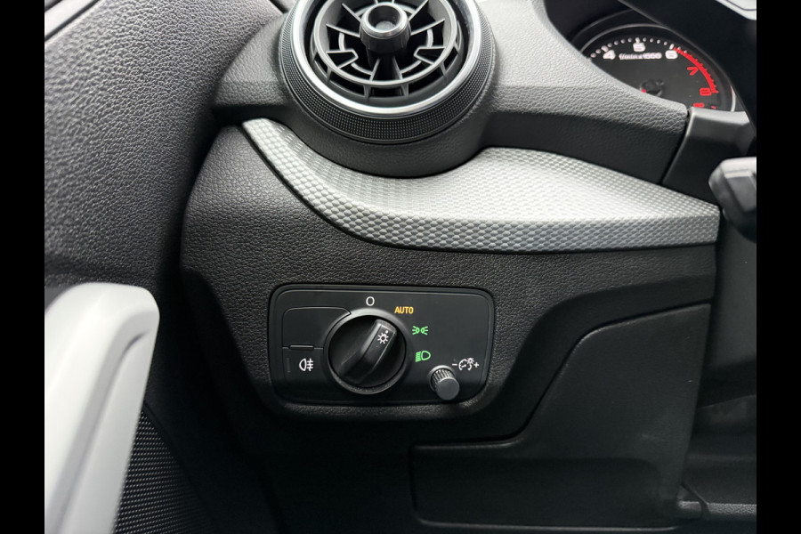 Audi Q2 35 TFSI 150pk S-tronic Pro Line | Acc | Camera | Keyless