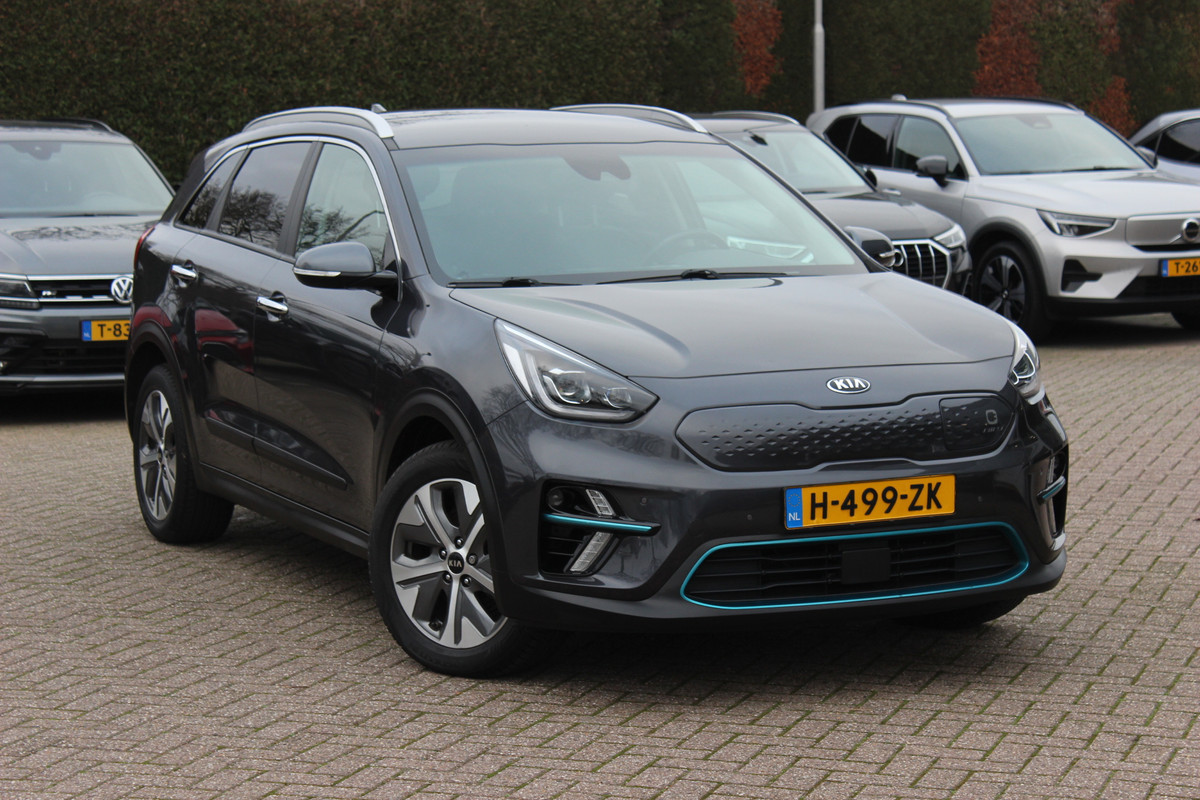 Kia e-Niro ExecutiveLine 64 kWh / SoH 91% / Warmtepomp / Trekhaak / Camera / Leder / Keyless / Stoelventilatie / Navigatie / Dodehoek / DAB / Cruise Control