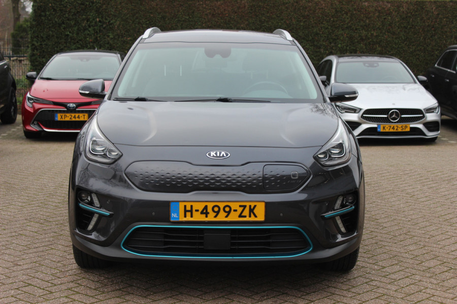 Kia e-Niro ExecutiveLine 64 kWh / SoH 91% / Warmtepomp / Trekhaak / Camera / Leder / Keyless / Stoelventilatie / Navigatie / Dodehoek / DAB / Cruise Control