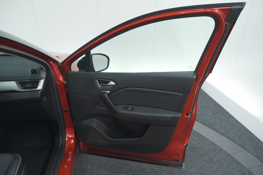 Renault Captur Mild Hybrid 140 EDC Intens | Navigatie | Camera | Cruise Control | Climate Control