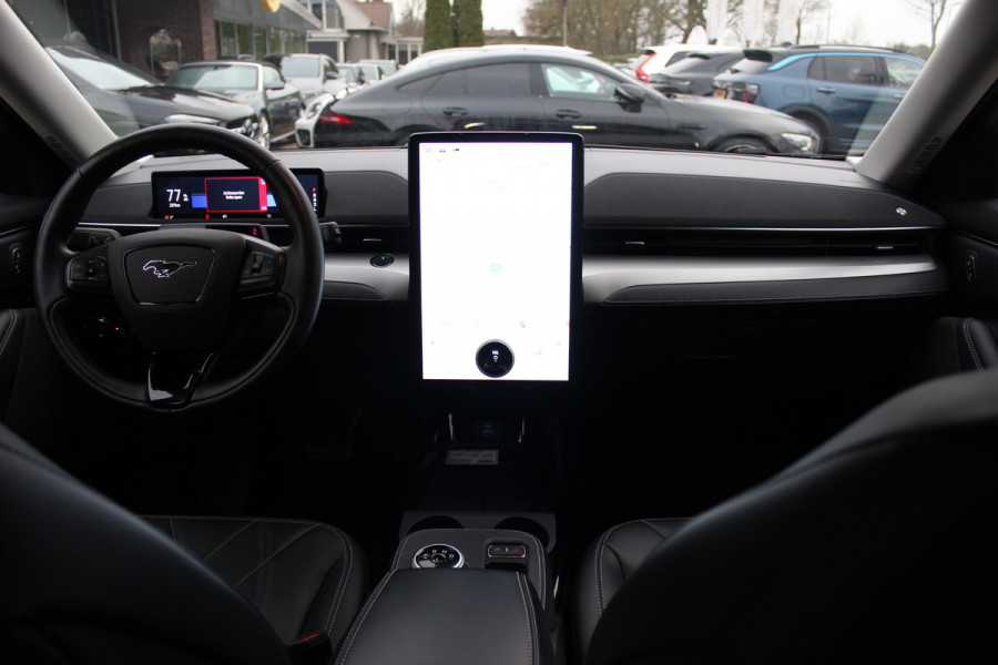 Ford Mustang Mach-E RWD 75 kWh / Trekhaak / 360Camera / Leder / 18'' / Keyless / DAB / B&O / Stoelverwarming / ACC