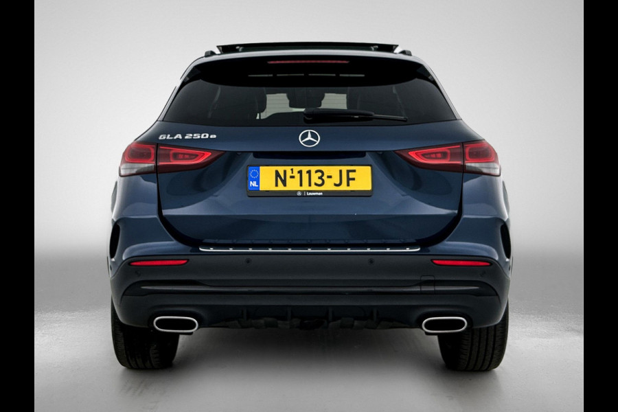 Mercedes-Benz GLA 250 e Business Solution AMG Limited AMG Line | Night Pakket | Panorama Schuif-Kanteldak | Ledkoplampen | Sfeerverlichting | Memory voorstoelen. Inclusief 24 maanden MB Certified garantie voor Europa.
