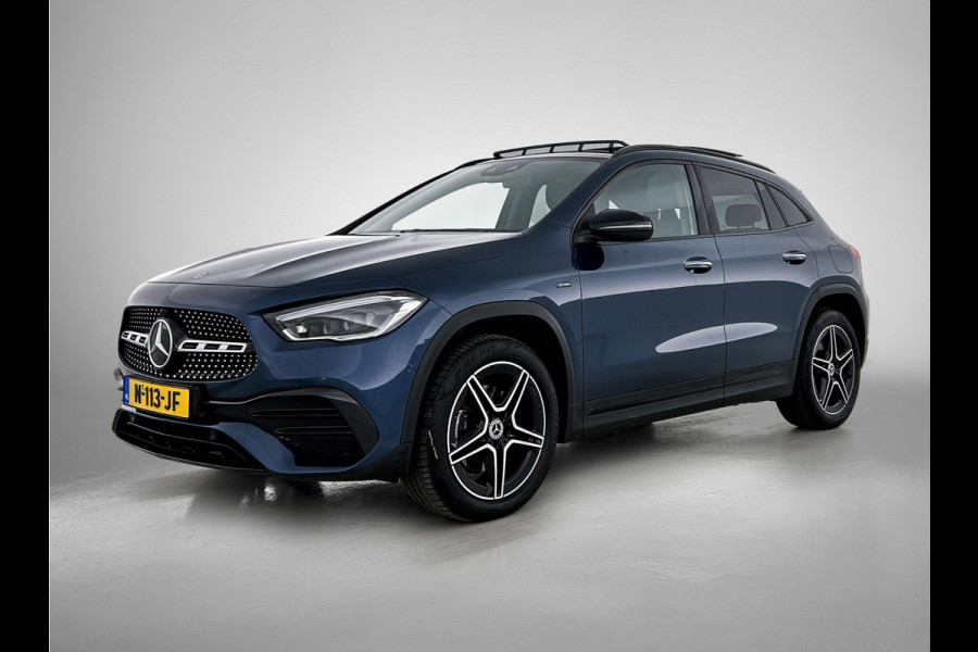 Mercedes-Benz GLA 250 e Business Solution AMG Limited AMG Line | Night Pakket | Panorama Schuif-Kanteldak | Ledkoplampen | Sfeerverlichting | Memory voorstoelen. Inclusief 24 maanden MB Certified garantie voor Europa.