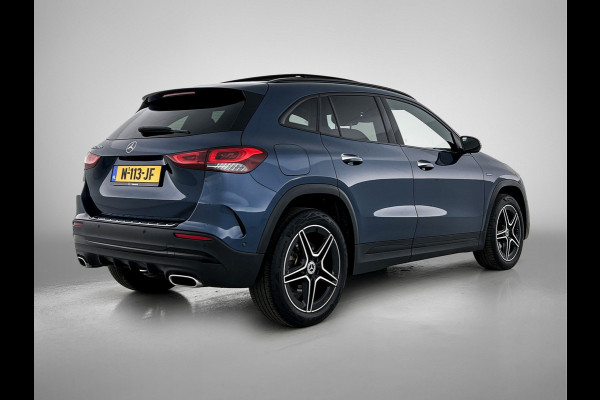 Mercedes-Benz GLA 250 e Business Solution AMG Limited AMG Line | Night Pakket | Panorama Schuif-Kanteldak | Ledkoplampen | Sfeerverlichting | Memory voorstoelen. Inclusief 24 maanden MB Certified garantie voor Europa.