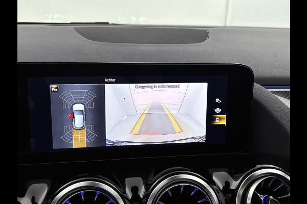 Mercedes-Benz GLA 250 e Business Solution AMG Limited AMG Line | Night Pakket | Panorama Schuif-Kanteldak | Ledkoplampen | Sfeerverlichting | Memory voorstoelen. Inclusief 24 maanden MB Certified garantie voor Europa.