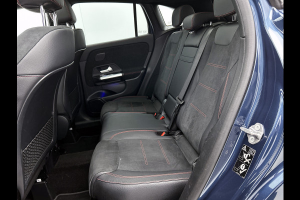 Mercedes-Benz GLA 250 e Business Solution AMG Limited AMG Line | Night Pakket | Panorama Schuif-Kanteldak | Ledkoplampen | Sfeerverlichting | Memory voorstoelen. Inclusief 24 maanden MB Certified garantie voor Europa.