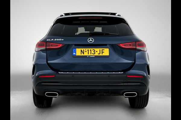Mercedes-Benz GLA 250 e Business Solution AMG Limited AMG Line | Night Pakket | Panorama Schuif-Kanteldak | Ledkoplampen | Sfeerverlichting | Memory voorstoelen. Inclusief 24 maanden MB Certified garantie voor Europa.