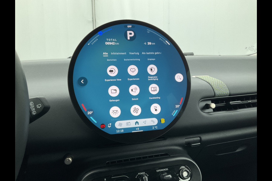 MINI Cooper E Essential 40.7 kWh Carplay DAB Camera Nieuwstaat