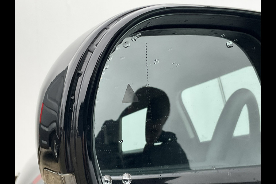 MINI Cooper E Essential 40.7 kWh Carplay DAB Camera Nieuwstaat