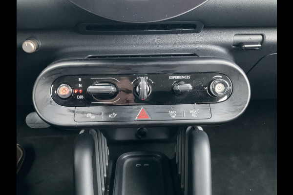 MINI Cooper E Essential 40.7 kWh Carplay DAB Camera Nieuwstaat