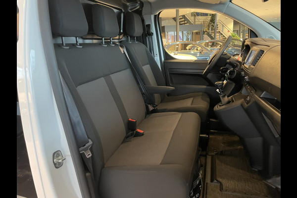 Fiat Scudo 1.5 MultiJet L3H1 2 zitplaatsen rechtsvoor - Cruise control - Parkeersensor achter - Achteruitrijcamera - Apple carplay - Airco - Bluetooth - Elektrische ramen voor - Tussenschot volledig - Zijschuifdeur recht