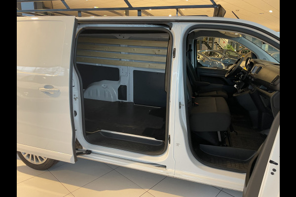 Fiat Scudo 1.5 MultiJet L3H1 2 zitplaatsen rechtsvoor - Cruise control - Parkeersensor achter - Achteruitrijcamera - Apple carplay - Airco - Bluetooth - Elektrische ramen voor - Tussenschot volledig - Zijschuifdeur recht