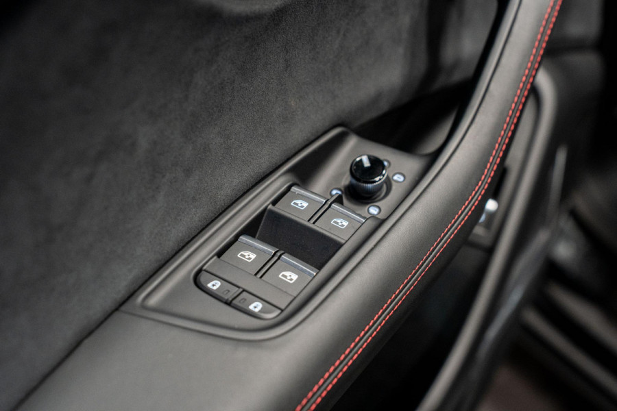 Audi Q8 60 TFSI e quattro Pro Line S Competition *Bang & Olufsen Advanced / AWD-Besturing / Stoelventilatie + Massage / Panorama / Soft-Close / Surround-View / HUD*