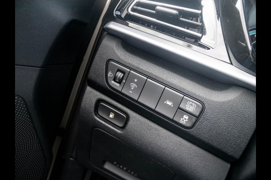 Kia Niro 1.6 GDi Hybrid DynamicLine l navigatie l achteruitrij camera l parkeersensoren l