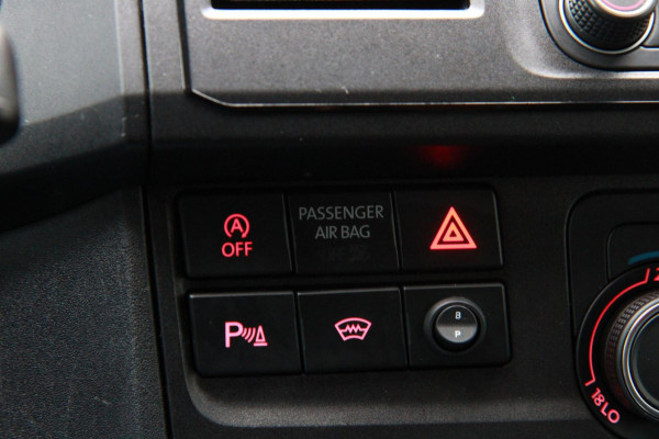 Volkswagen Transporter 2.0 TDI 102PK L1H1 Highline / Multi stuur / PDC 2x / Klep / Cruise