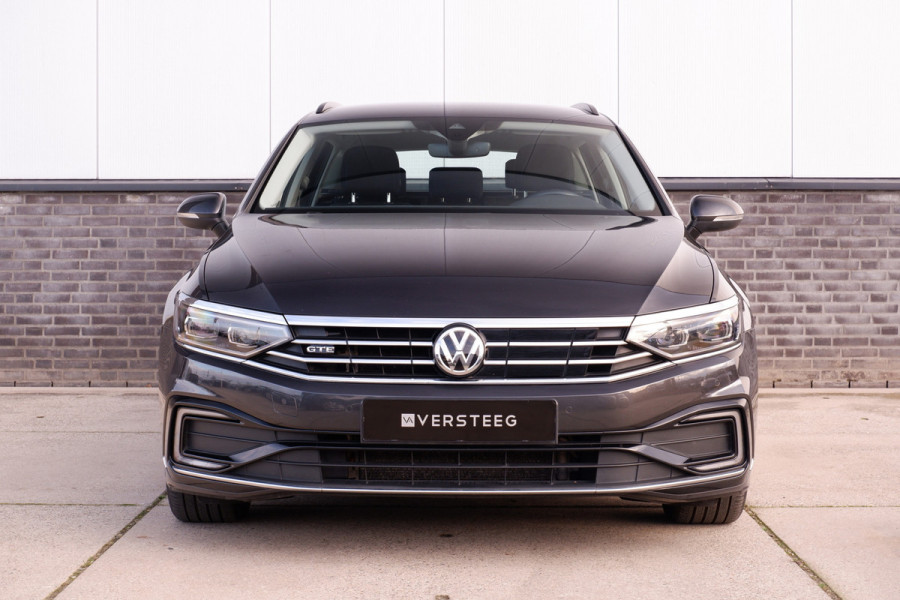 Volkswagen Passat Variant 1.4 TSI PHEV GTE Business | Elek Trekhaak | Virtual | LED | Camera | Carplay | Memory | Navi