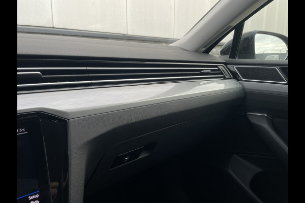 Volkswagen Passat Variant 1.4 TSI PHEV GTE Business | Elek Trekhaak | Virtual | LED | Camera | Carplay | Memory | Navi