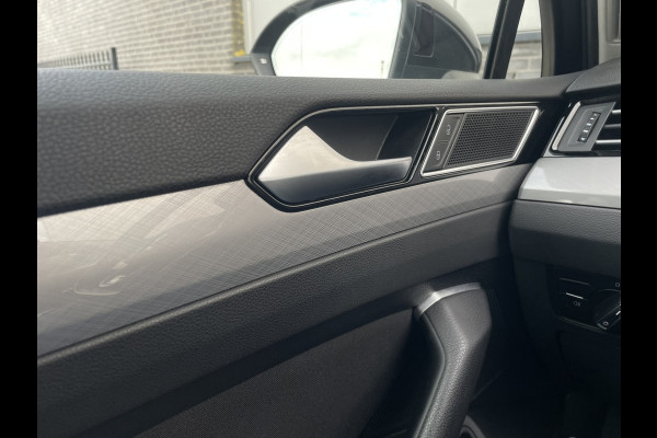 Volkswagen Passat Variant 1.4 TSI PHEV GTE Business | Elek Trekhaak | Virtual | LED | Camera | Carplay | Memory | Navi