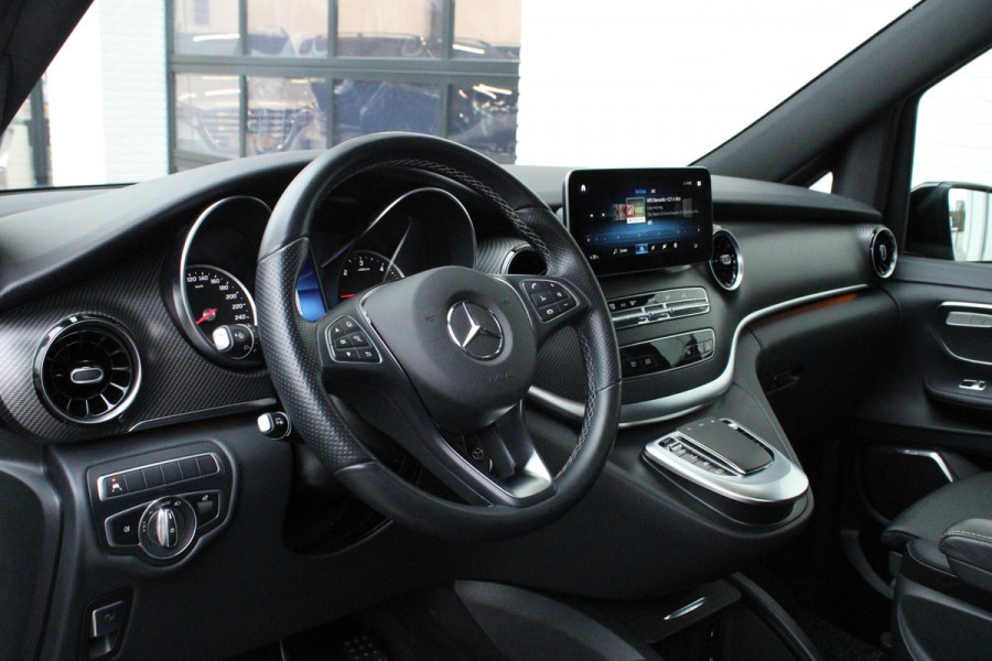 Mercedes-Benz V-Klasse 250d Lang / AMG / DC / Panorama / 2x Elec Schuifdeur / Burmester / Camera / NIEUWSTAAT