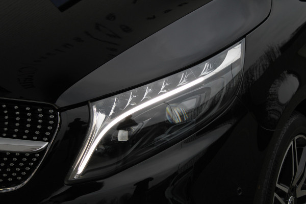 Mercedes-Benz V-Klasse 250d Lang / AMG / DC / Panorama / 2x Elec Schuifdeur / Burmester / Camera / NIEUWSTAAT
